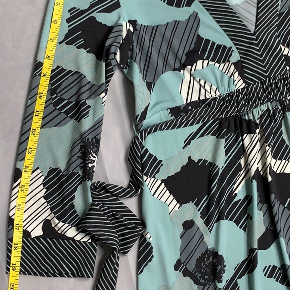 BCBG Max Azria Long Sleeve Dress NWT - Picture 5 of 10